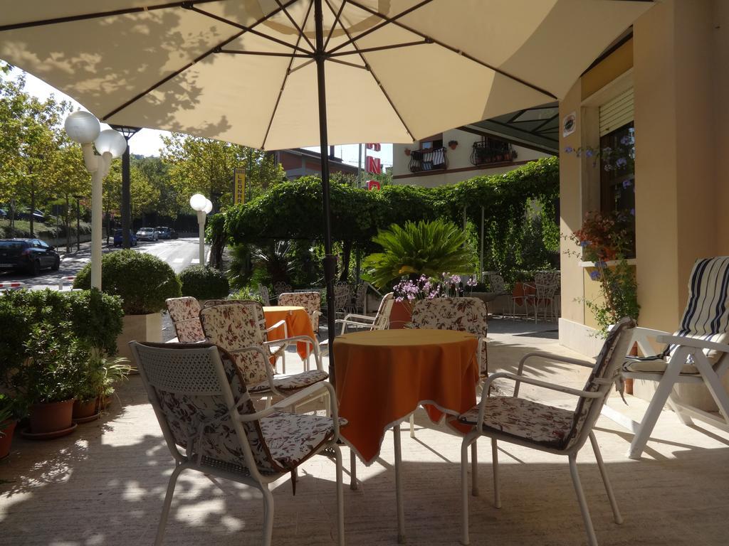 Hotel Saturno Chianciano Terme Exterior foto