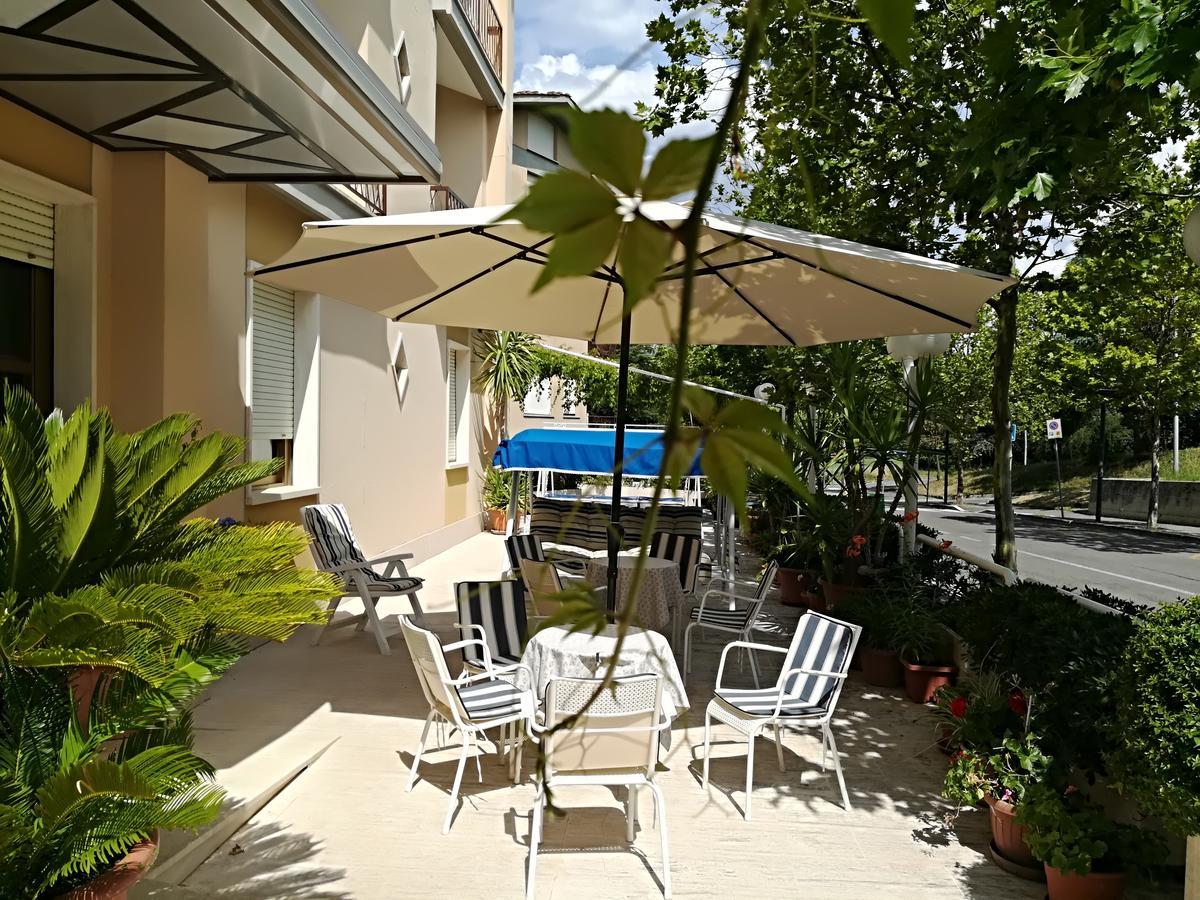 Hotel Saturno Chianciano Terme Exterior foto