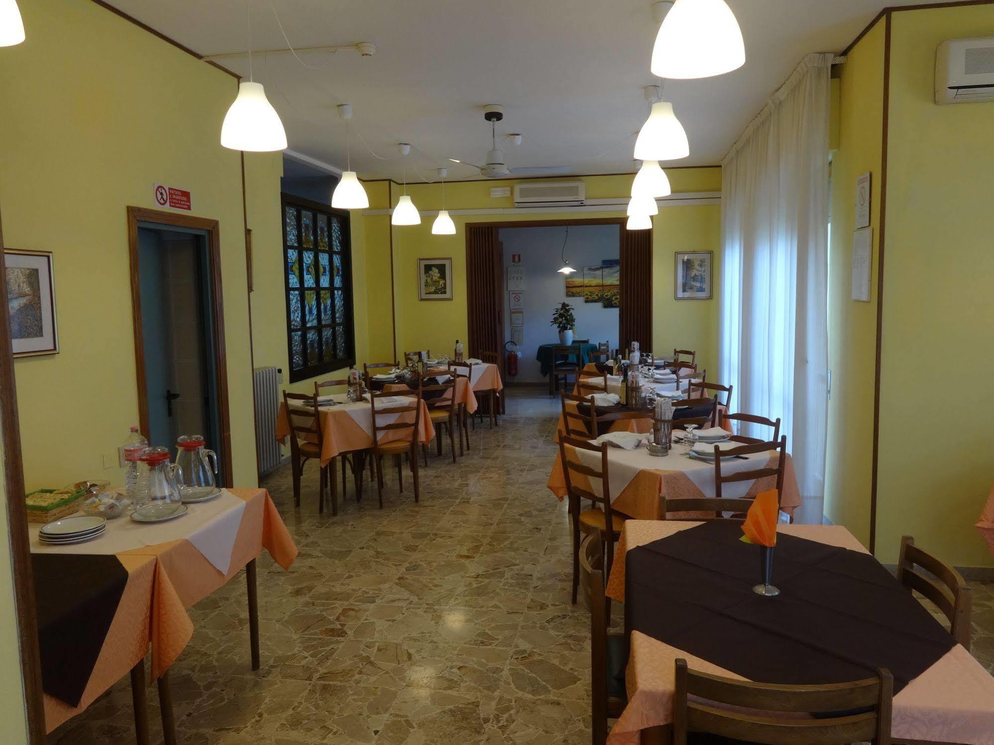Hotel Saturno Chianciano Terme Exterior foto